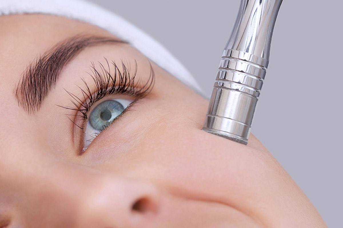 Learn How Microdermabrasion Can Enhance Your Skin’s Health and Appearance